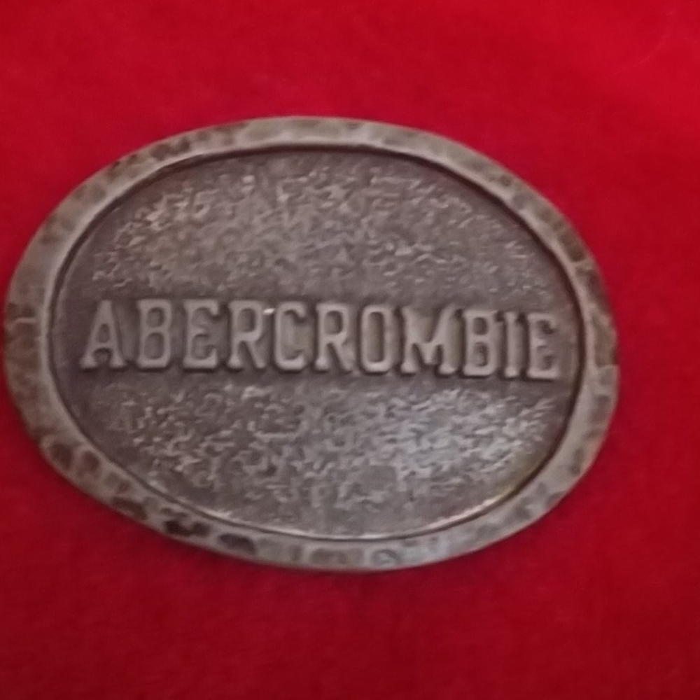 - Men's or woman's Abercrombie and Fitch belt buckle